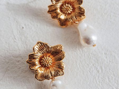 Camryn Drop Pearl Earrings Gold Online Sale