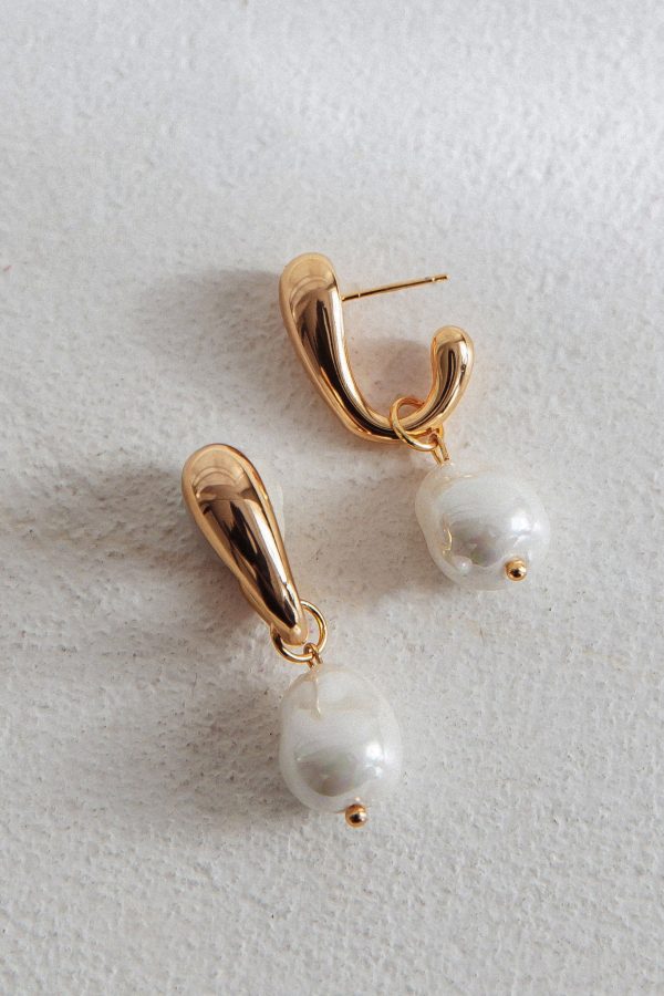 Celene Drop Pearl Earrings Gold Online Hot Sale